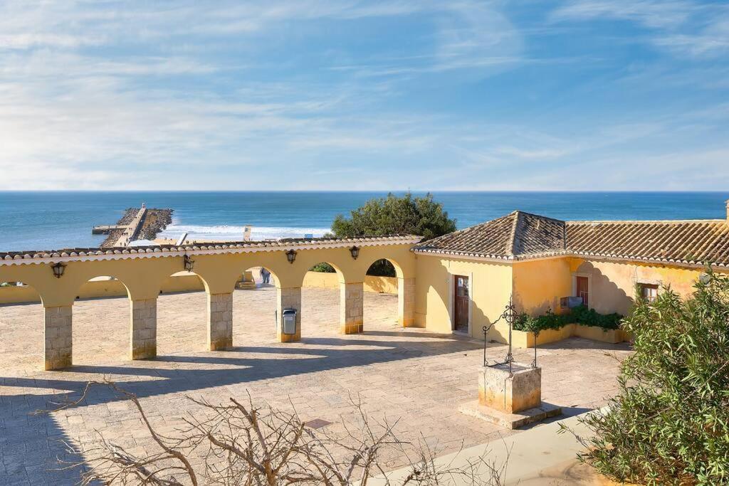 Spacious Near Beaches