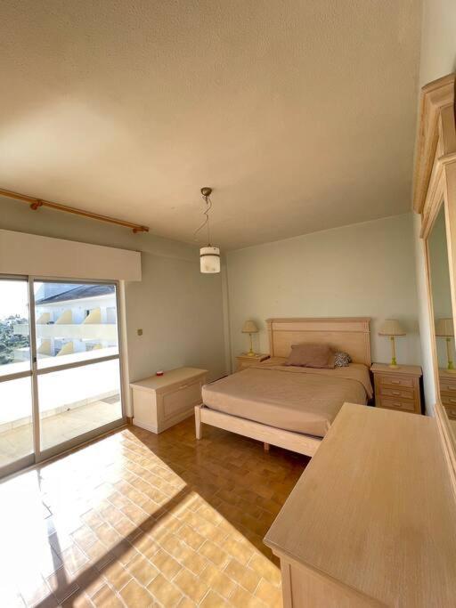 2 Floor In *