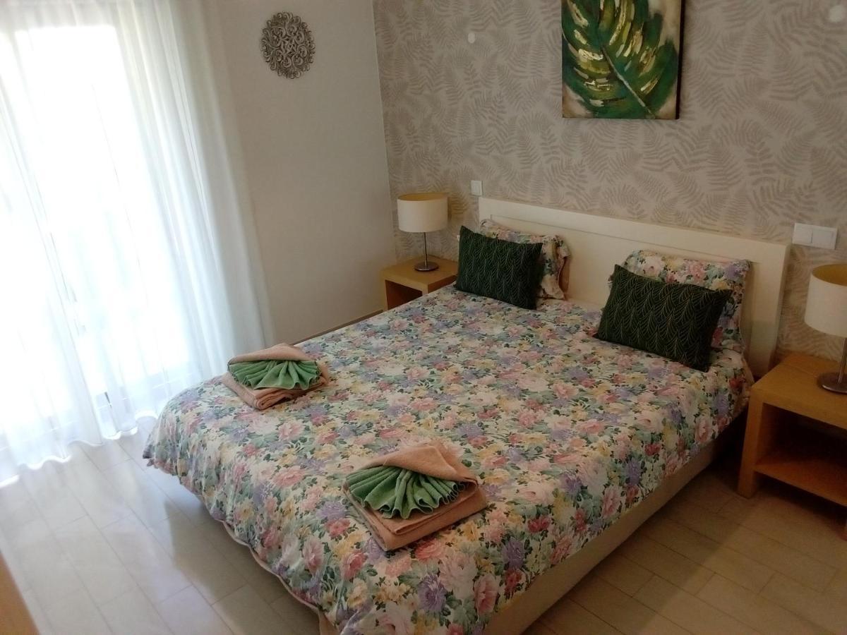 Apartamento T2 De Luxo Em Albur-village A 10 Minutos Da A Pe *
