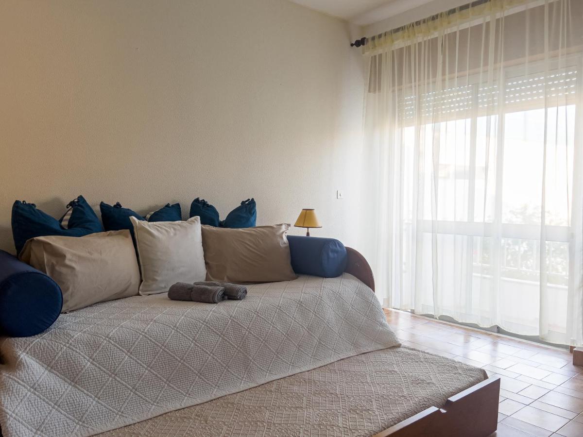 Cote D'alvor — Close To The Beach *