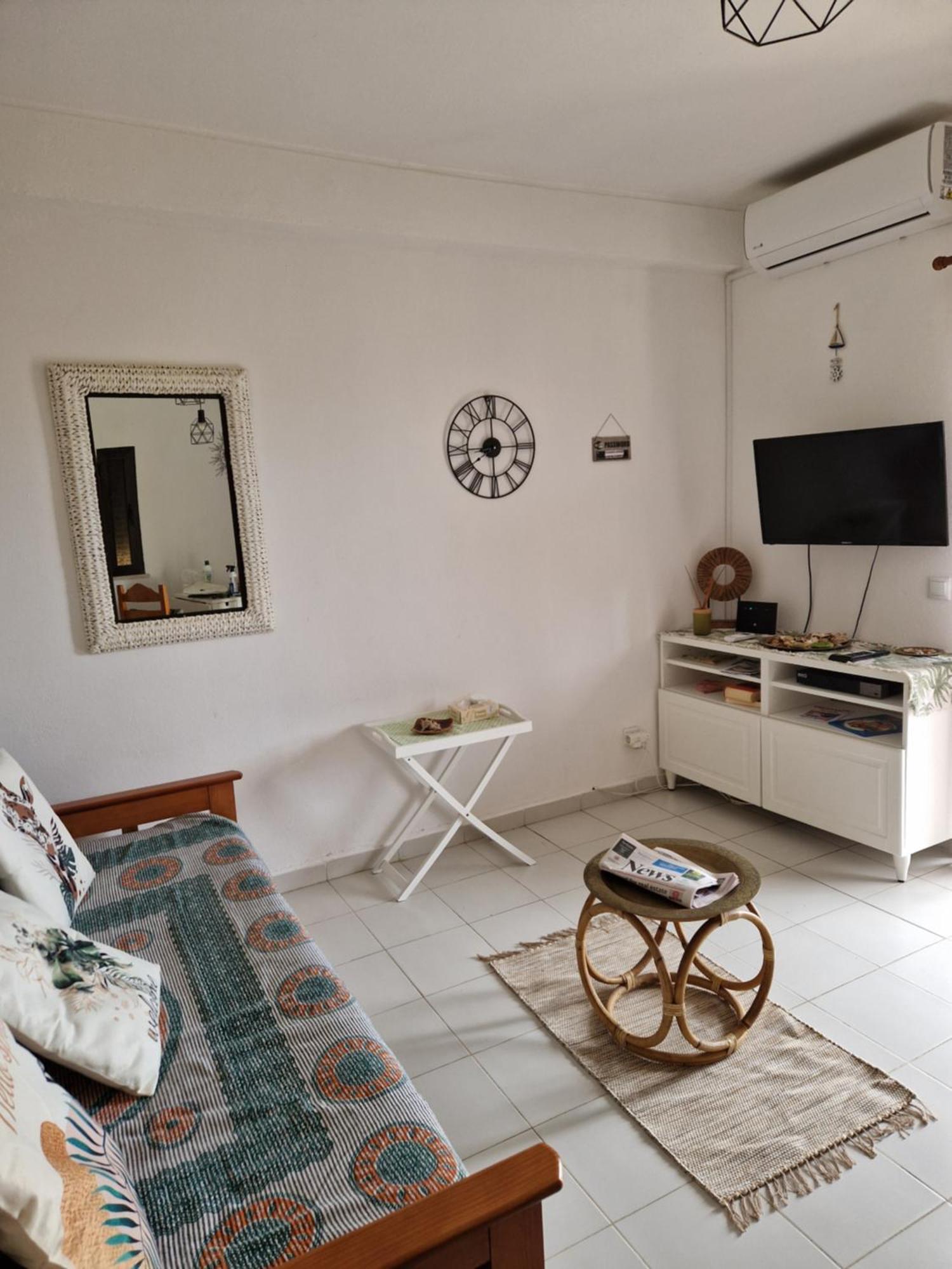 Varinos House Apartment