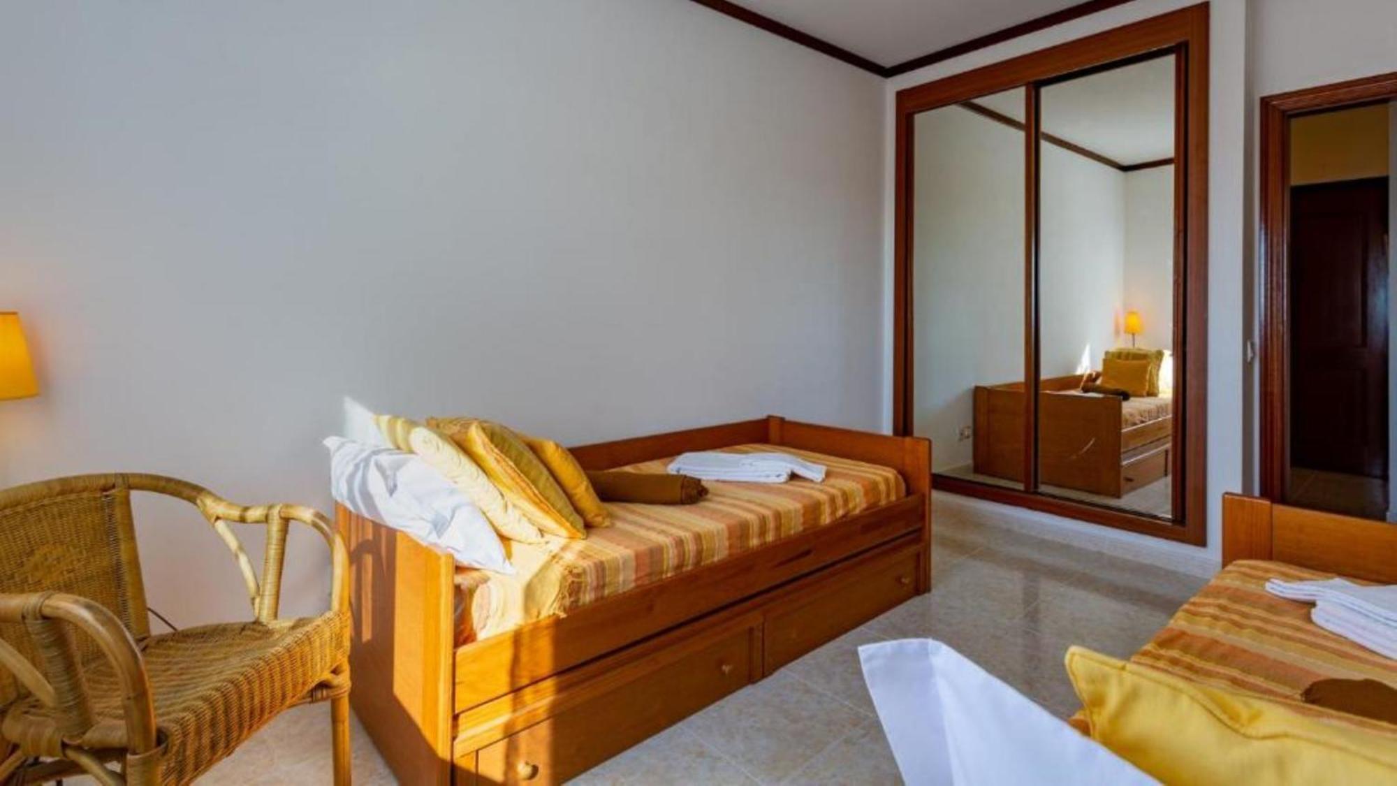 Apartment 2 Bedrooms Balcony Flat Alvor