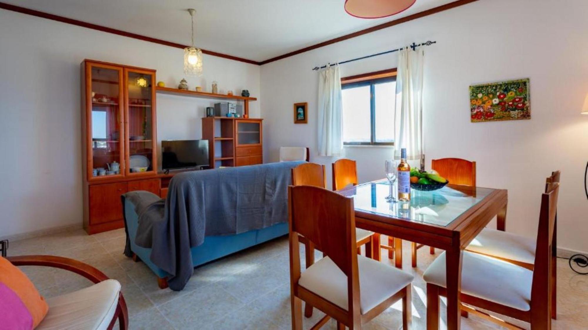 2 Bedrooms Balcony Flat * Alvor