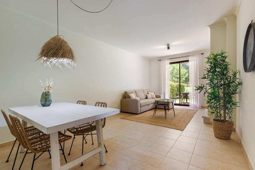 Apartment Comfort Relax W Pool Near
