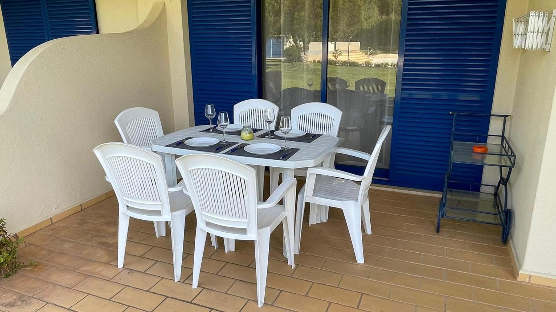 Superb With Patio And Direct Access To Pool * Alvor