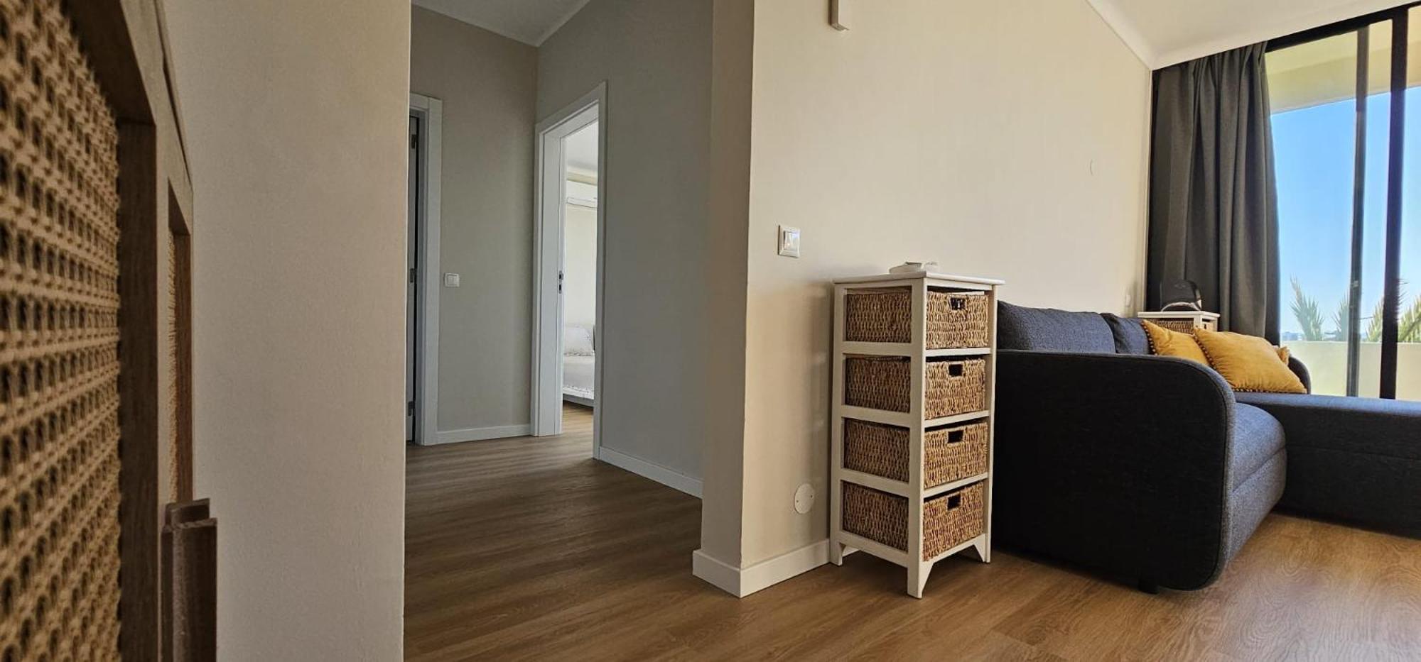 Beautiful With Pool Apartment *