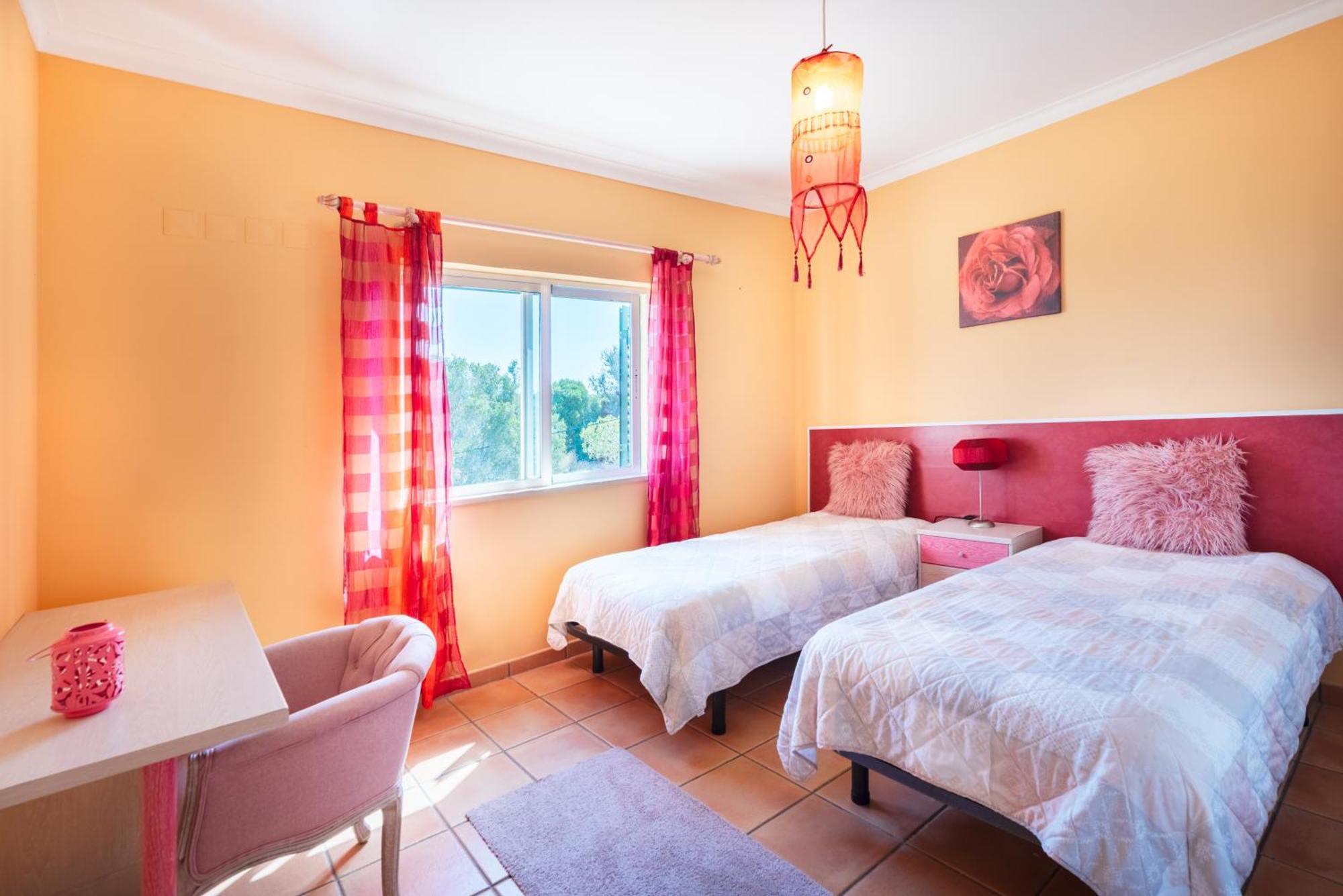 Orange Tree Villa In Alvor *