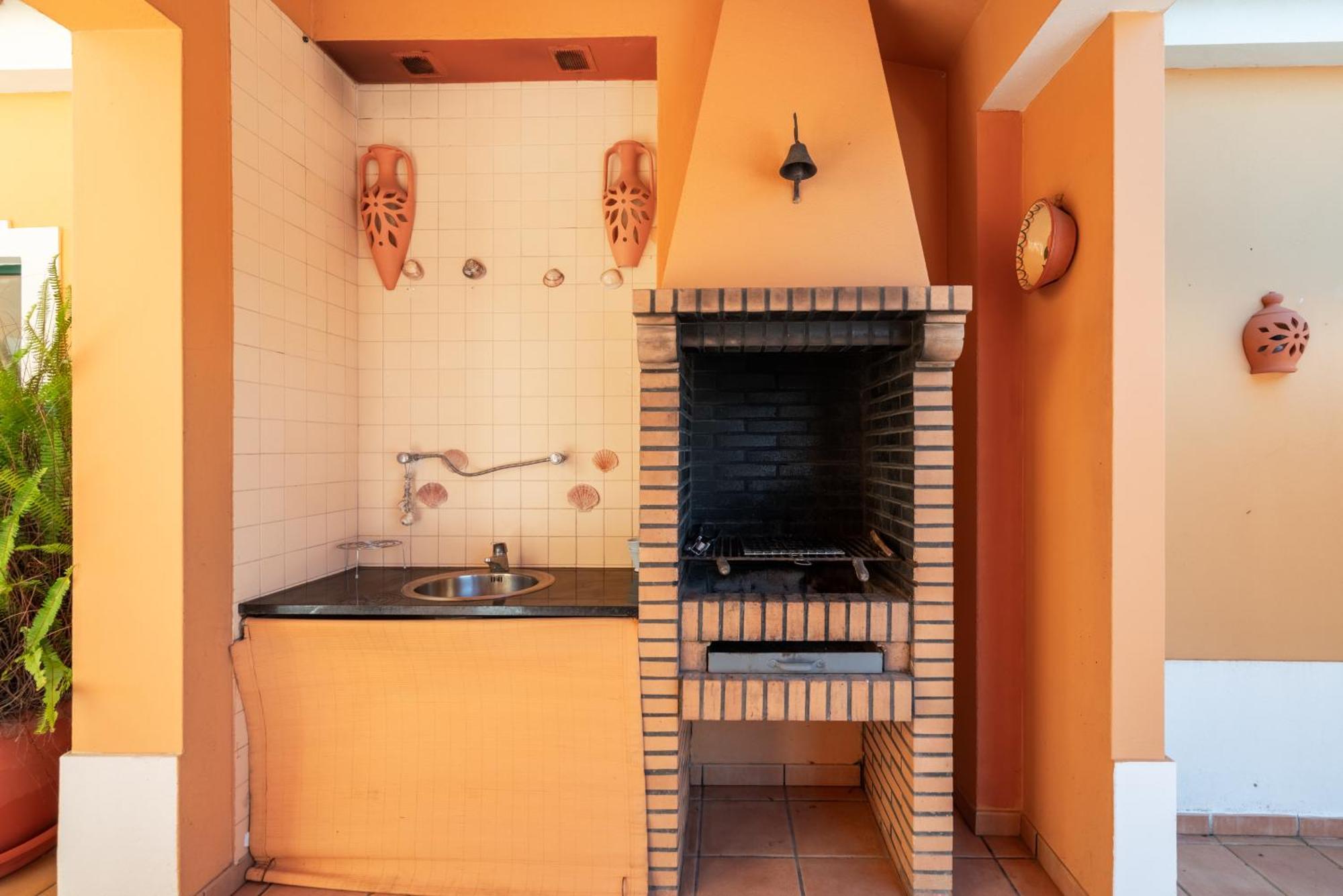 Villa Orange Tree Villa In Alvor Alvor