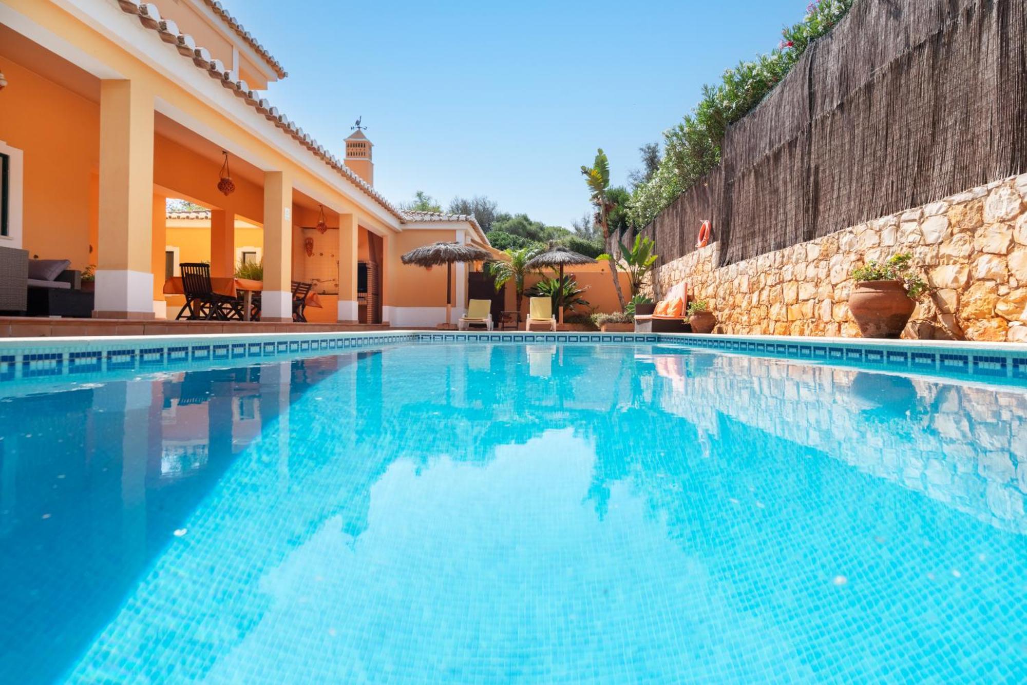 Orange Tree Villa In Alvor *