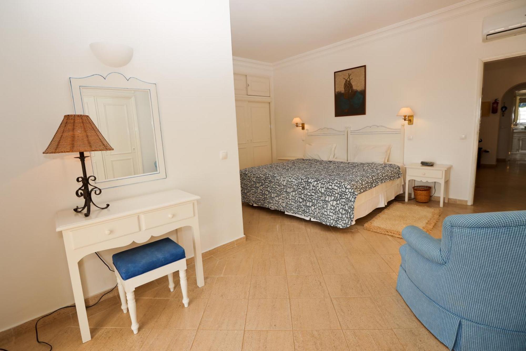 Villa Beira Mar, Alto Golf