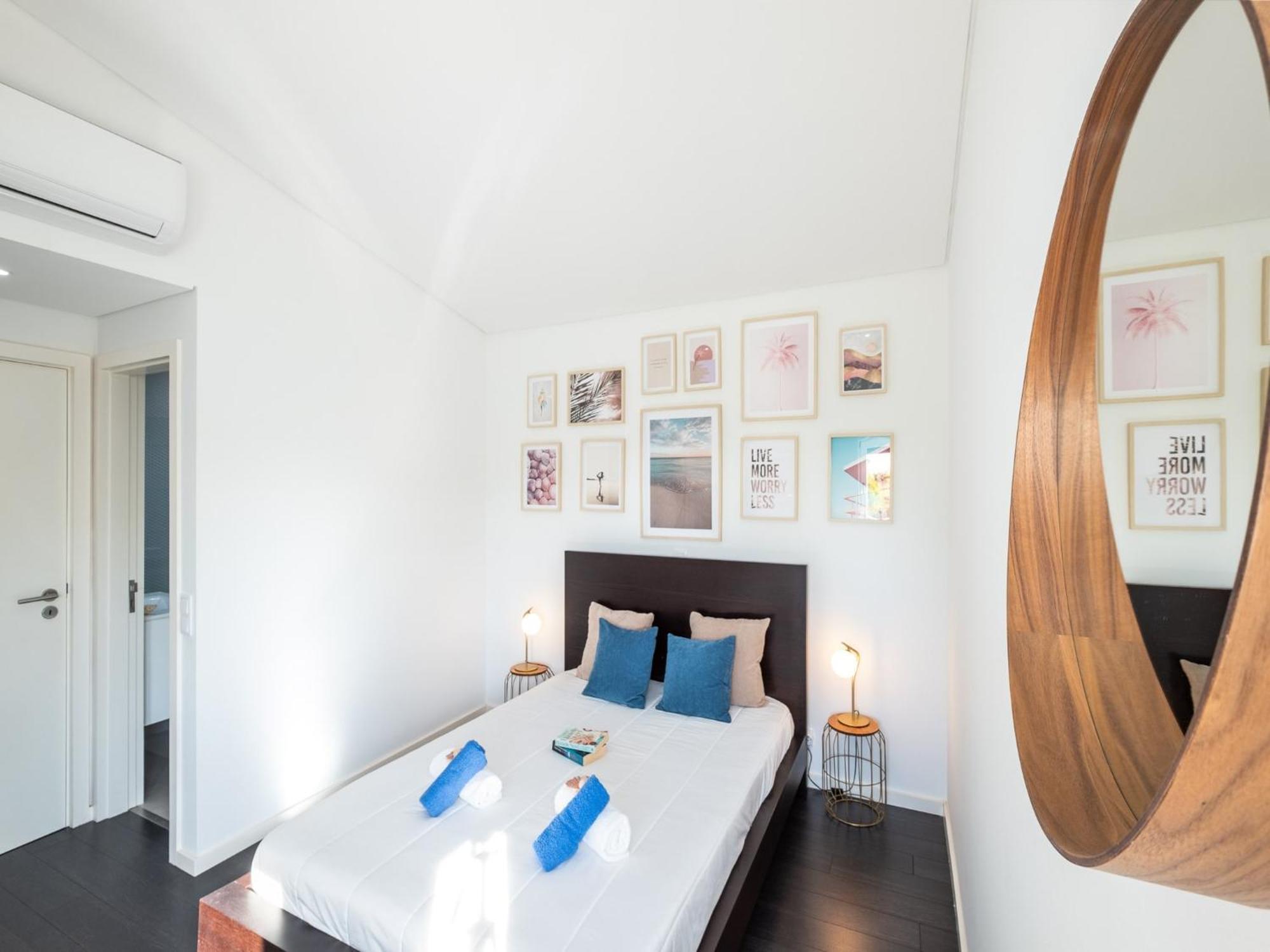 Villa Modern 4 Bed Villa, Private Infinity Pool, Wi-fi Alvor