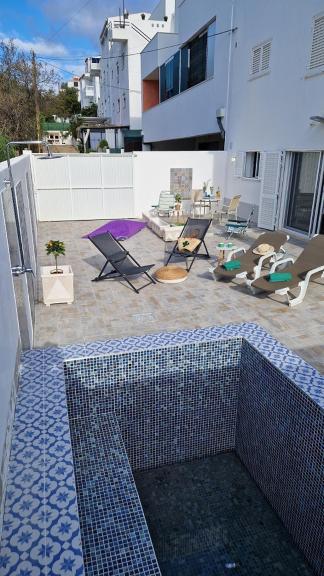 Pool House Estrelas Dourada Apartment *