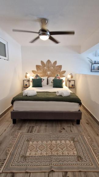 Pool House Estrelas Dourada * Alvor