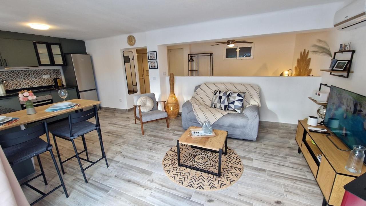 Apartment Pool House Estrelas Dourada *