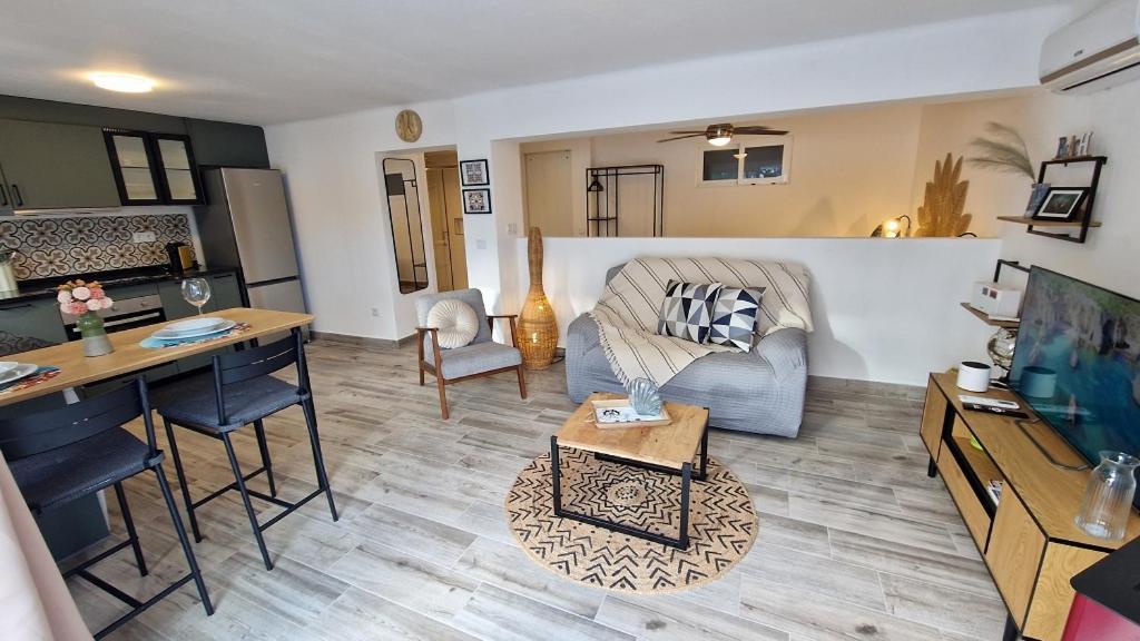Pool House Estrelas Dourada * Alvor