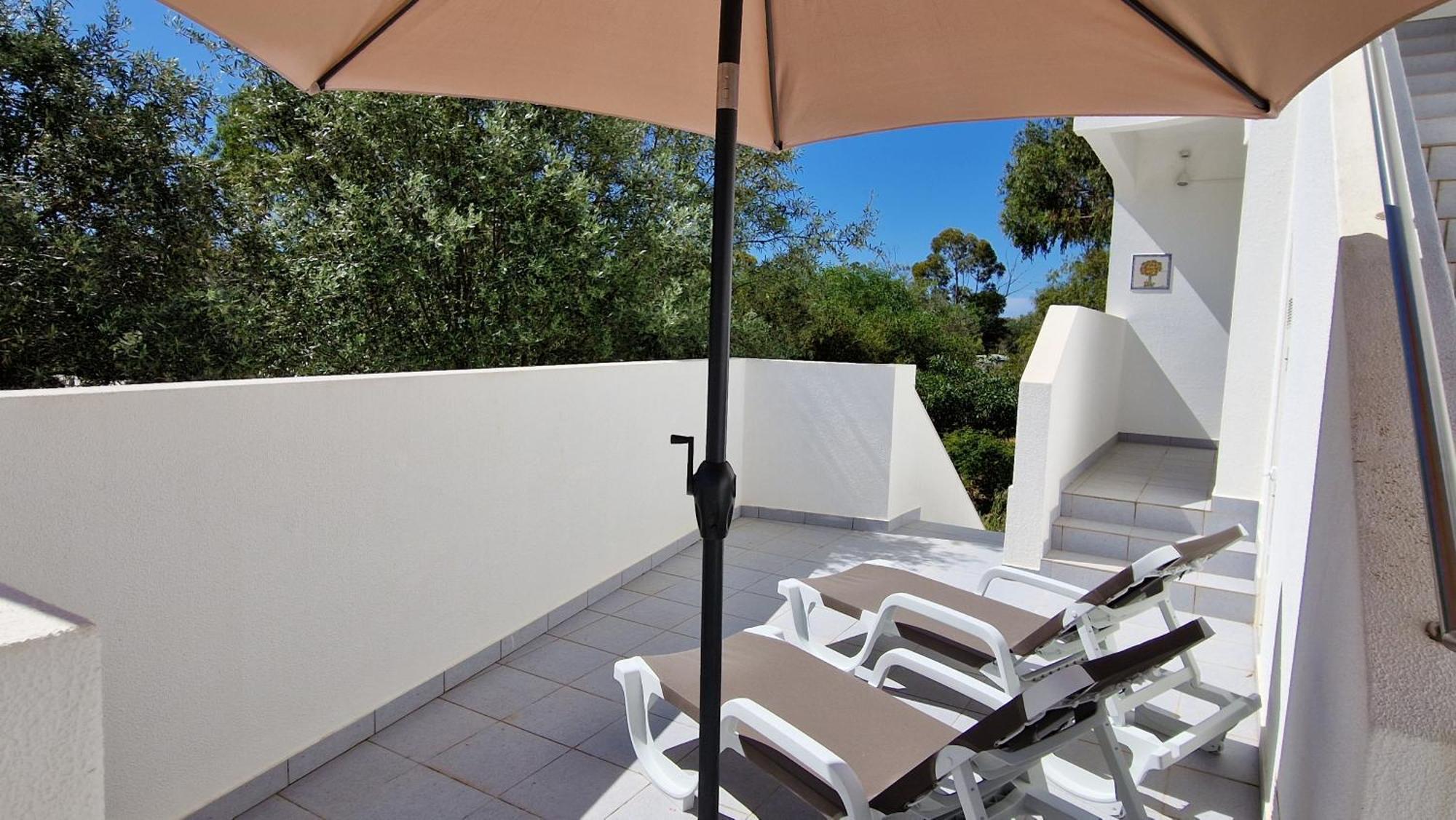 Pool House Estrelas Dourada Alvor