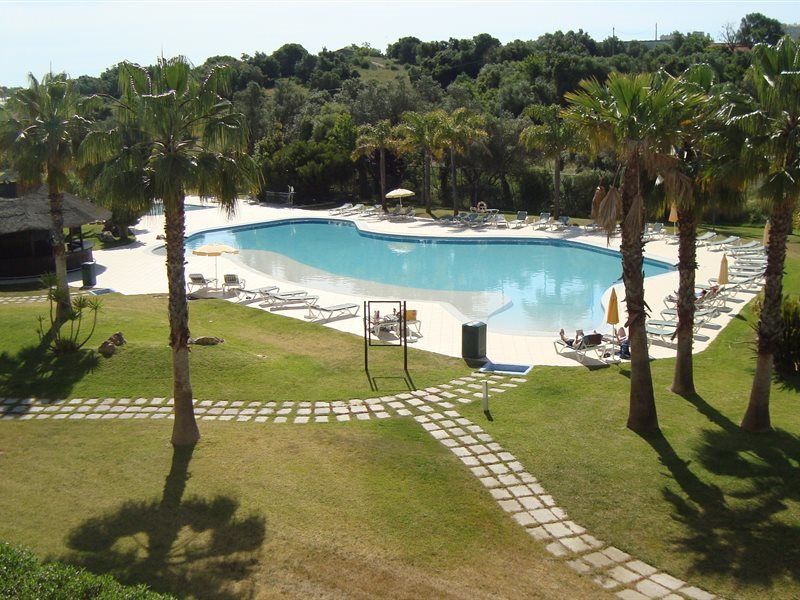 Hotel Yellow Garden - 4*