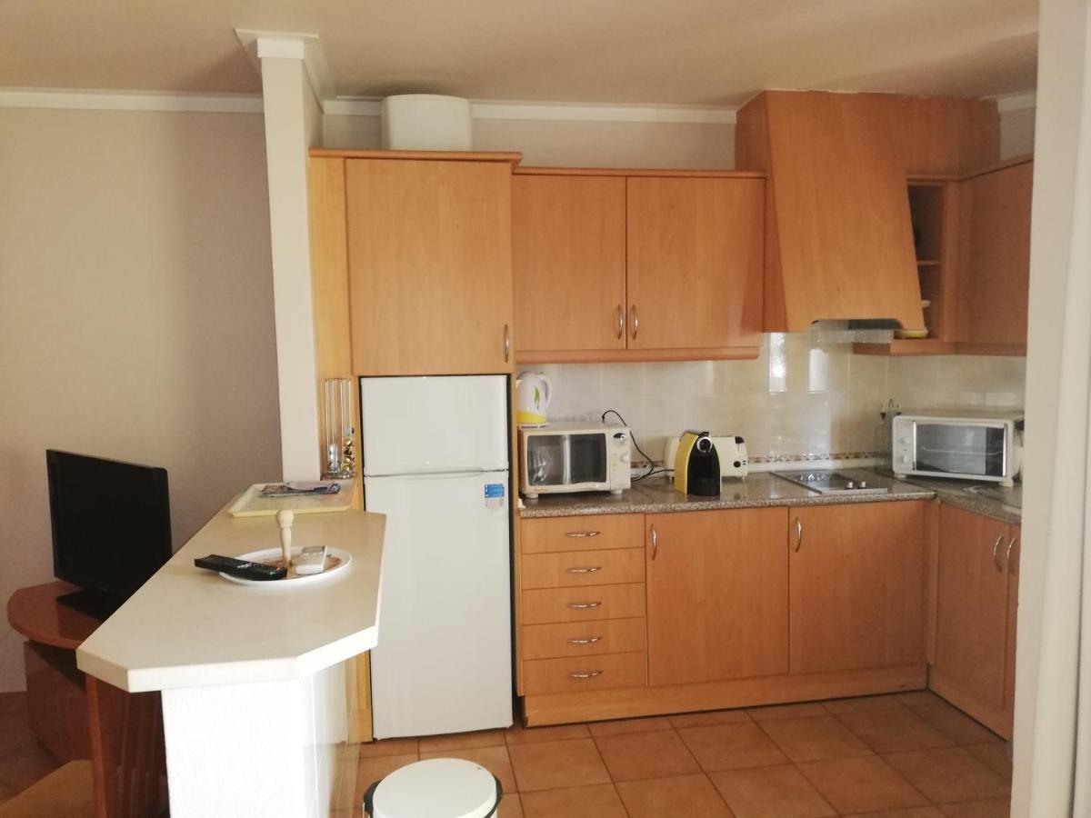 Apartment Vp Flat With Balcony And Pool View *