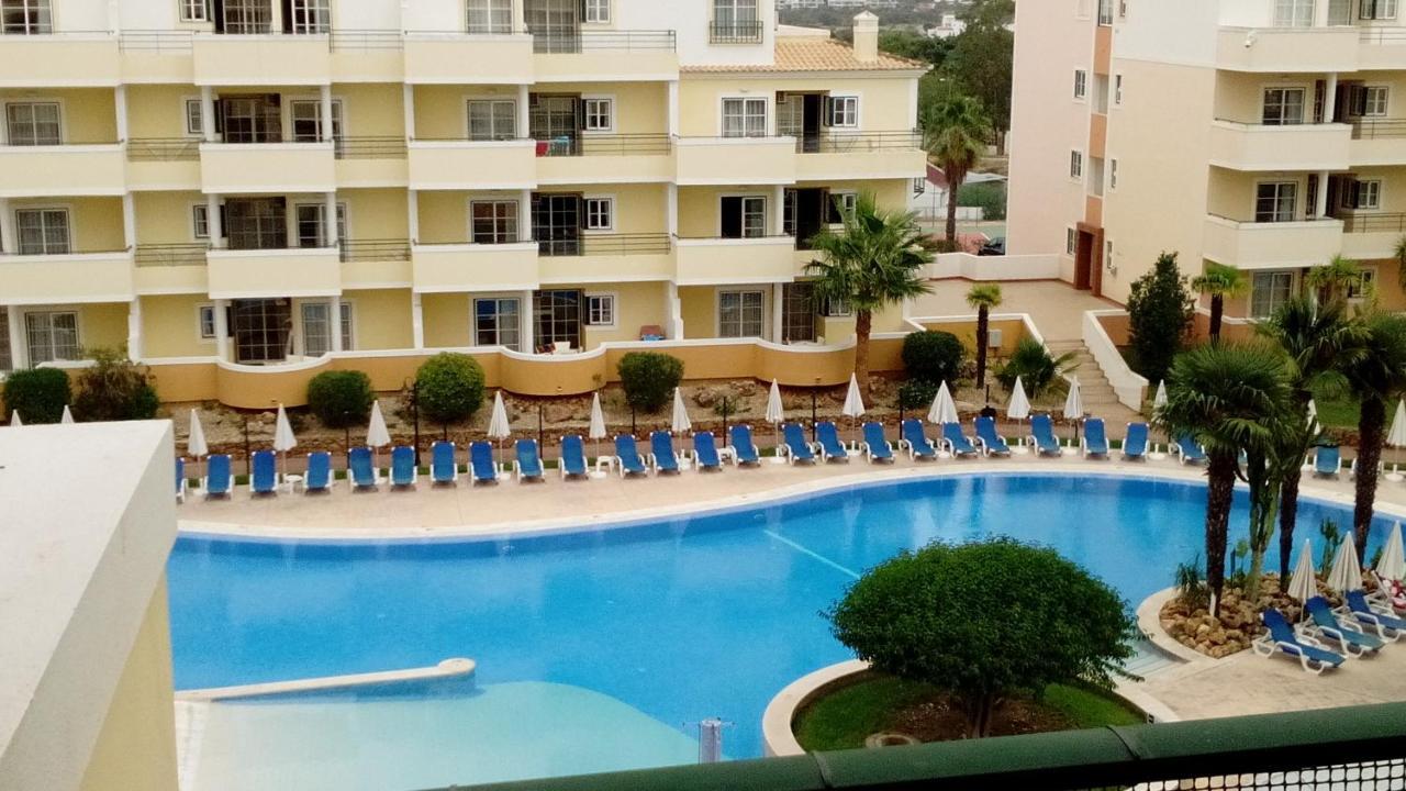 Vp Flat With Balcony And Pool View *