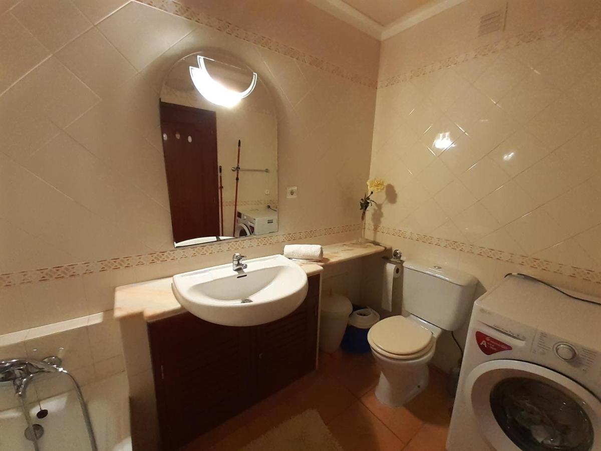 Vp Flat With Balcony And Pool View *