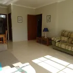 Apartamento Com Piscina Junto A Praia - Alvor