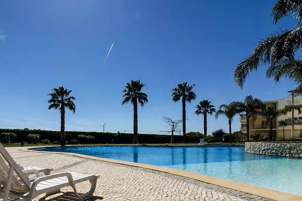 Sea And Pool At Da Apartment *