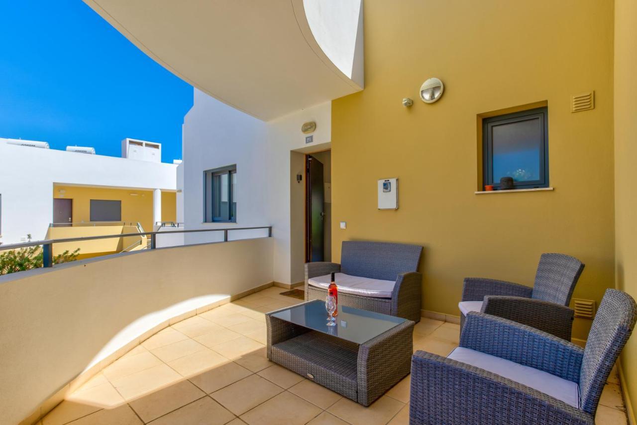 One Bedroom In Albur Village 2j Apartment *
