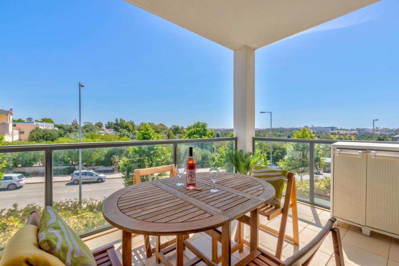One Bedroom In Albur Village 2j