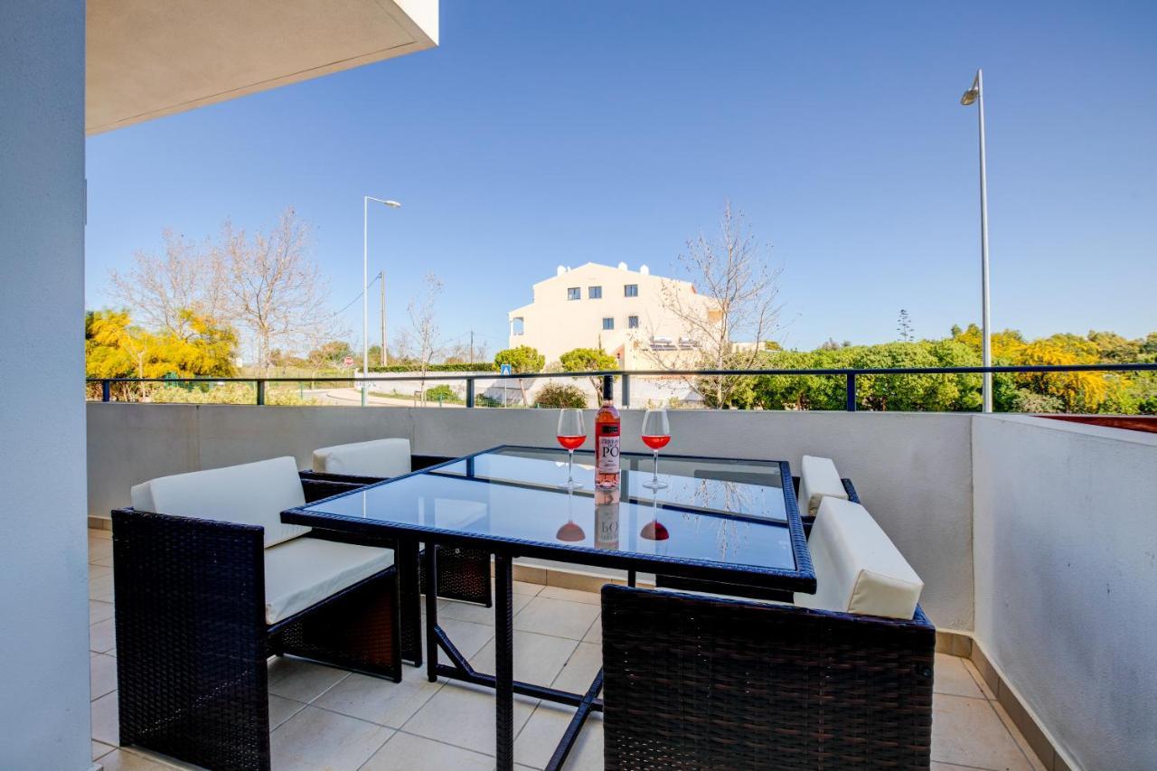 Apartment One Bedroom In Albur Village 1i *