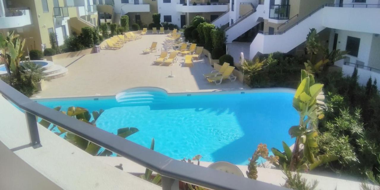 Apartamento T2 De Luxo Em Albur-village A 10 Minutos Da A Pe Alvor
