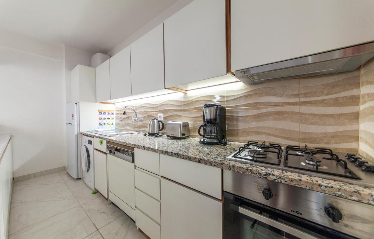 B57 - Marachique 2 Bed Flat Apartamento Alvor