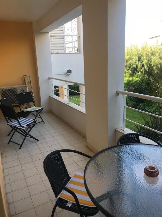 Two Bedroom In Center Of Alvor