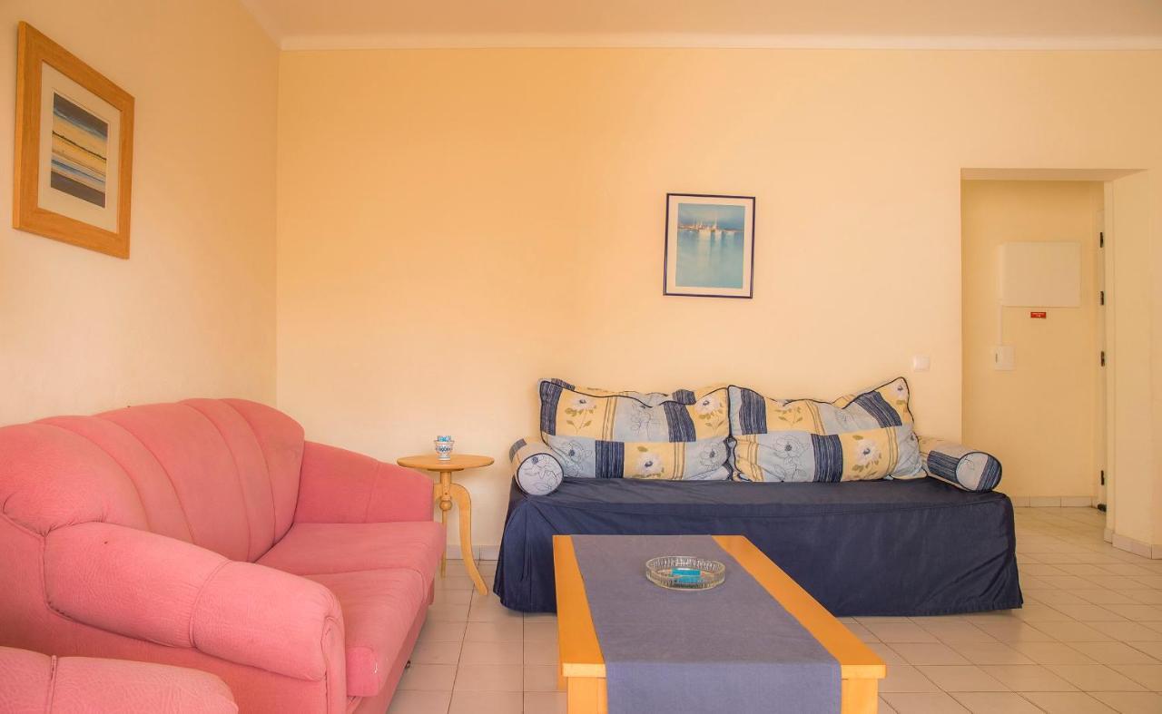 Apartment A27 - Secluded 2 Minutes From The Center *
