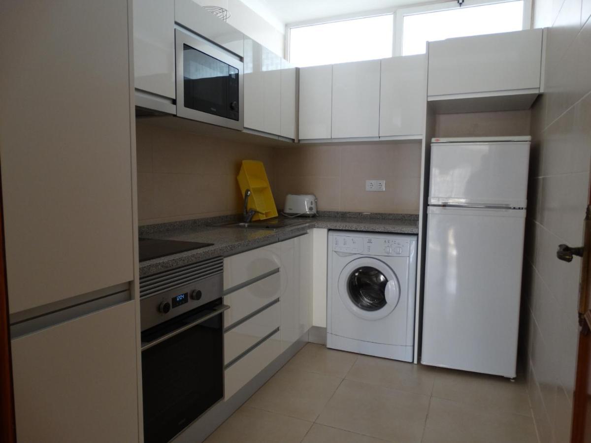 Apartamento Com Piscina Junto A -