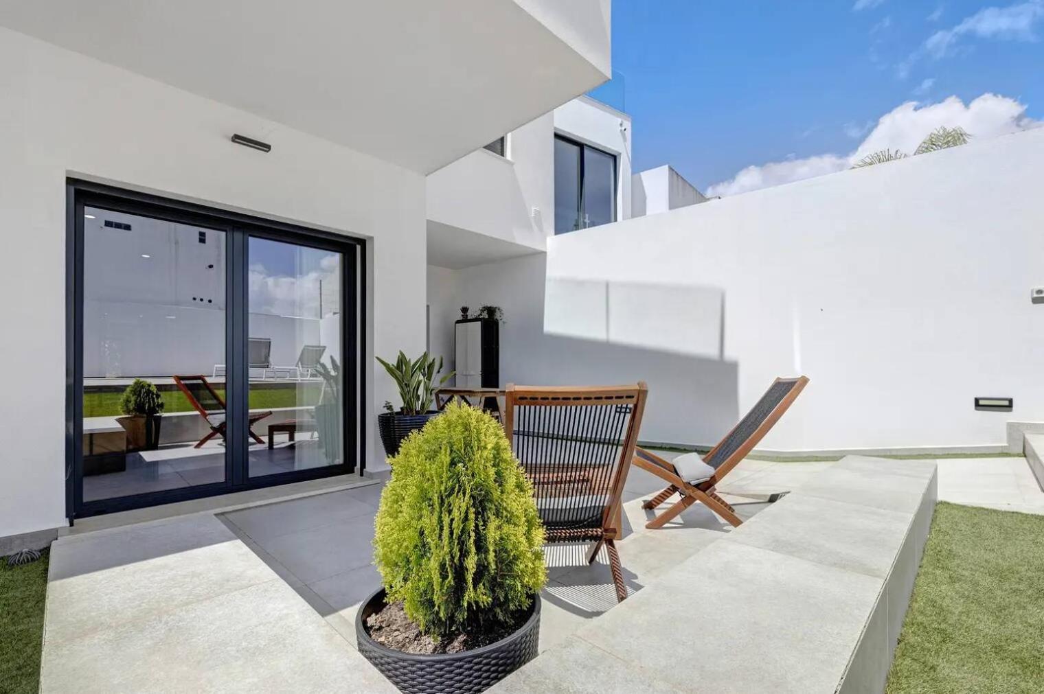 Ria Villa
