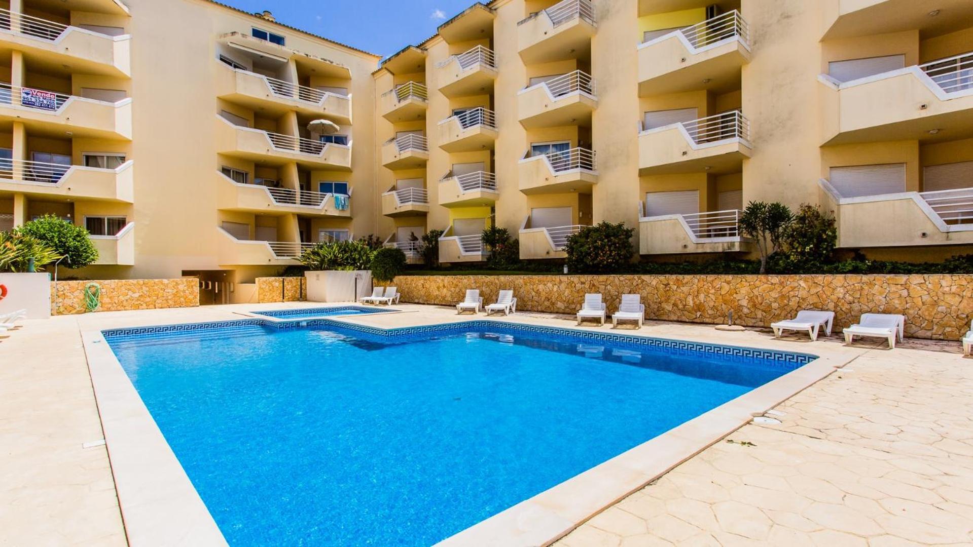 3 Bed With Airconditioning, Sea And Poolview Near Apartamento