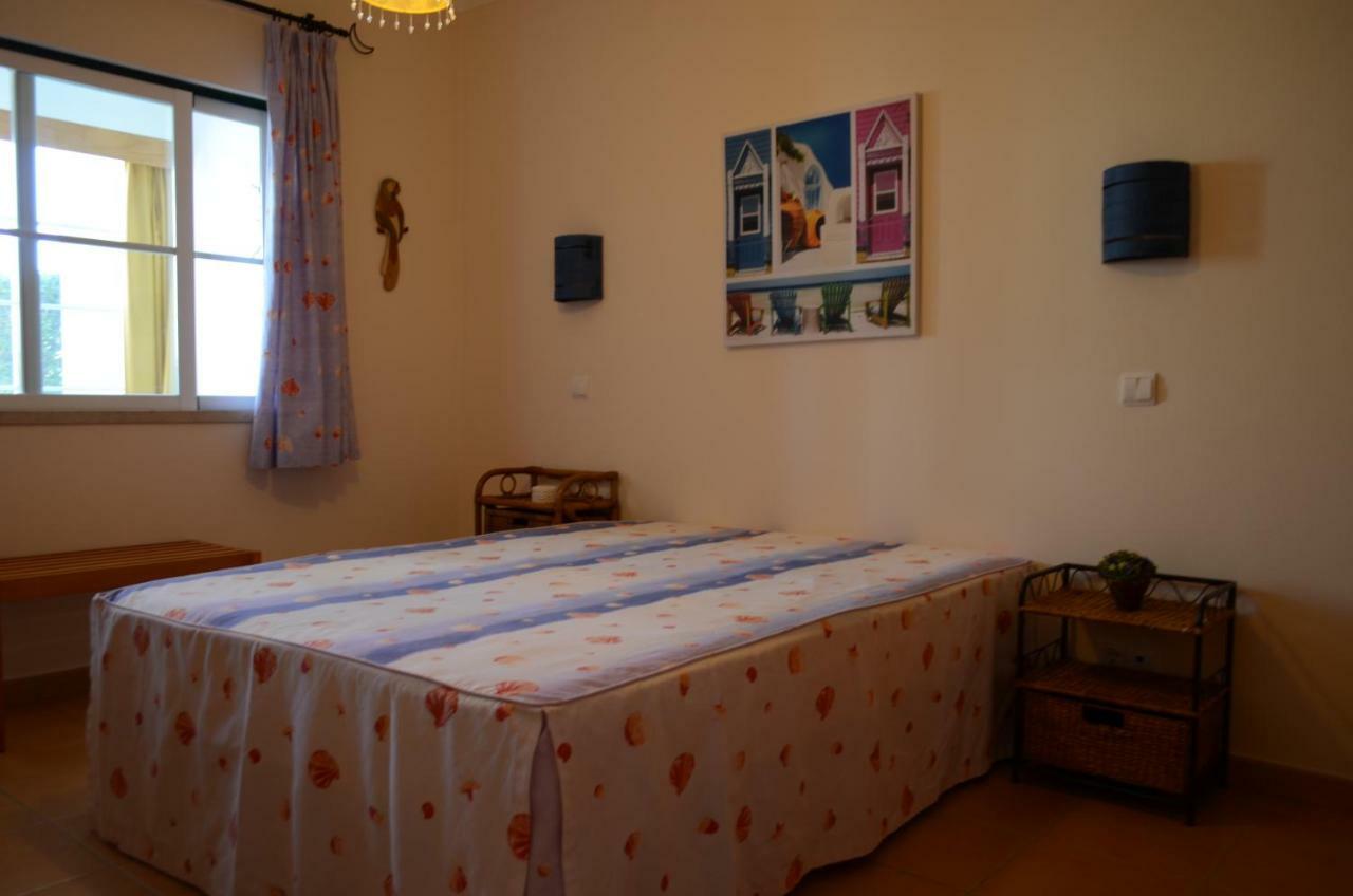 Shine, Wi-fi & Pool Holiday home *