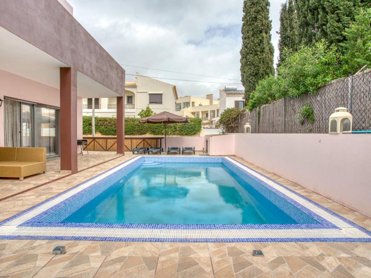 Holiday home Cosy In With Swimming Pool *